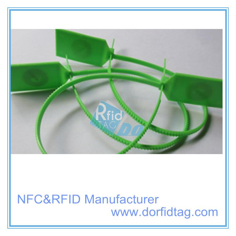 RFID E- seal tags for data tracking